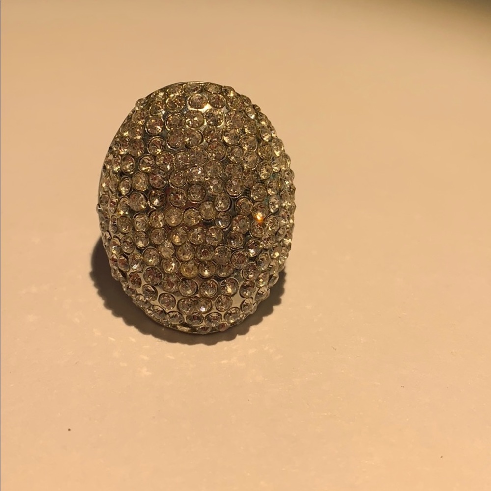 Good sparkle ring